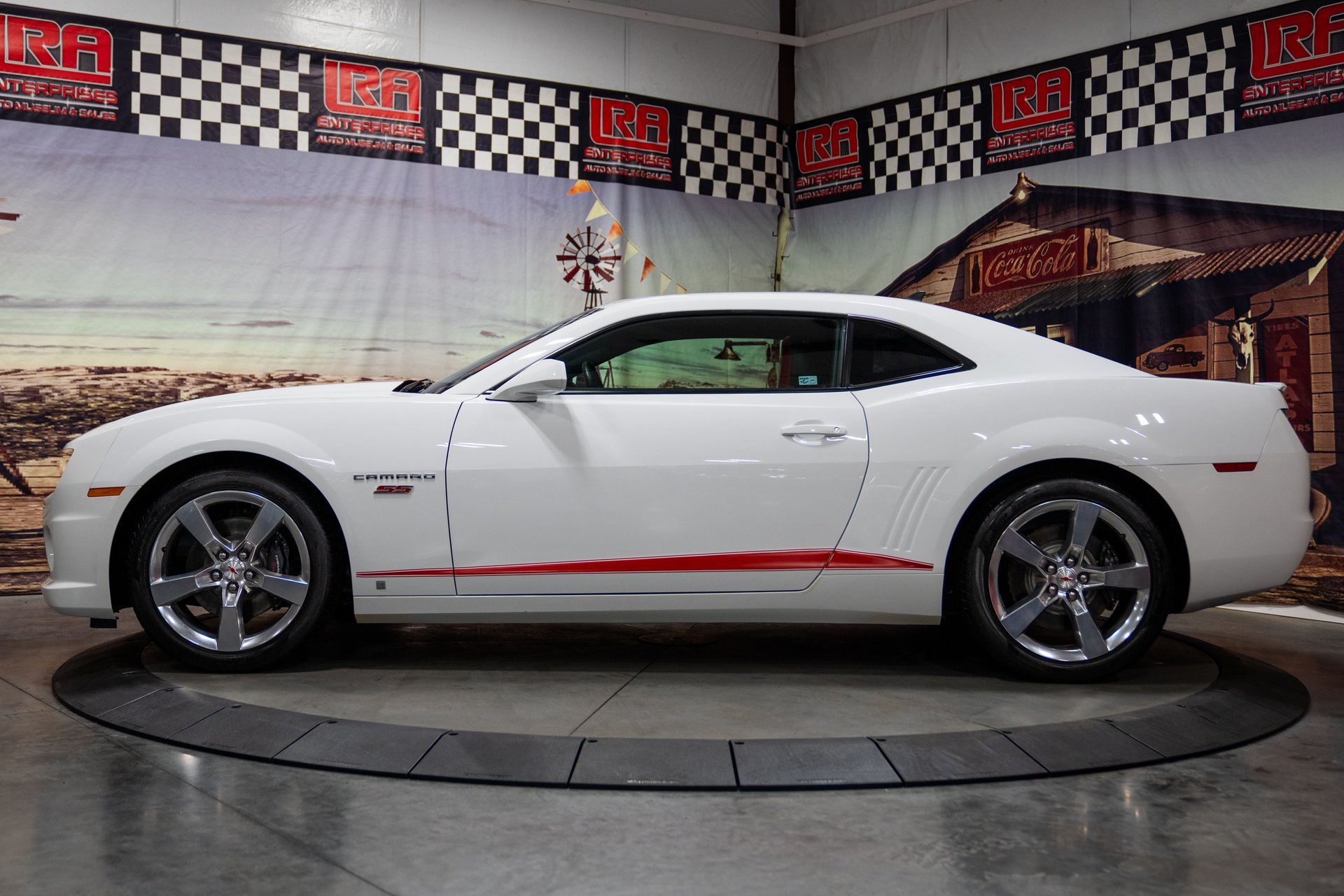 Used 2010 Chevrolet Camaro SS w/ RS Package RWD image 7