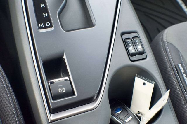 Used 2025 Subaru Crosstrek 2.0i Premium AWD/4WD image 35