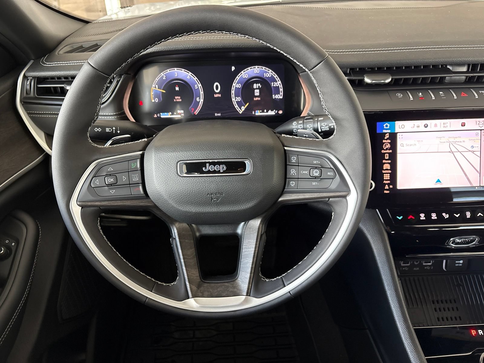 New 2026 Jeep Grand Cherokee Altitude RWD image 25