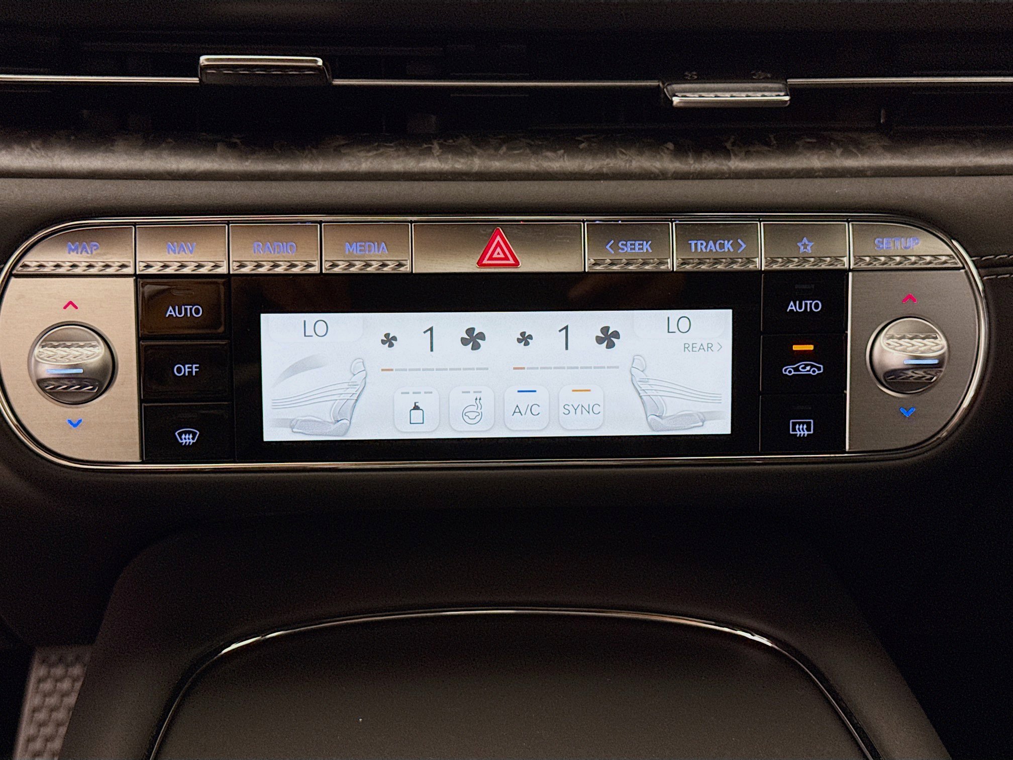 Used 2026 Genesis G90 3.5T image 16