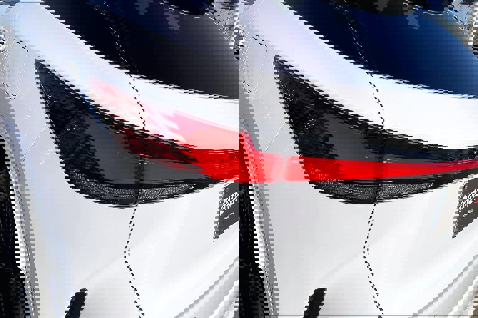 Used 2024 Lexus RX 500h F Sport w/ Convenience Package image 27