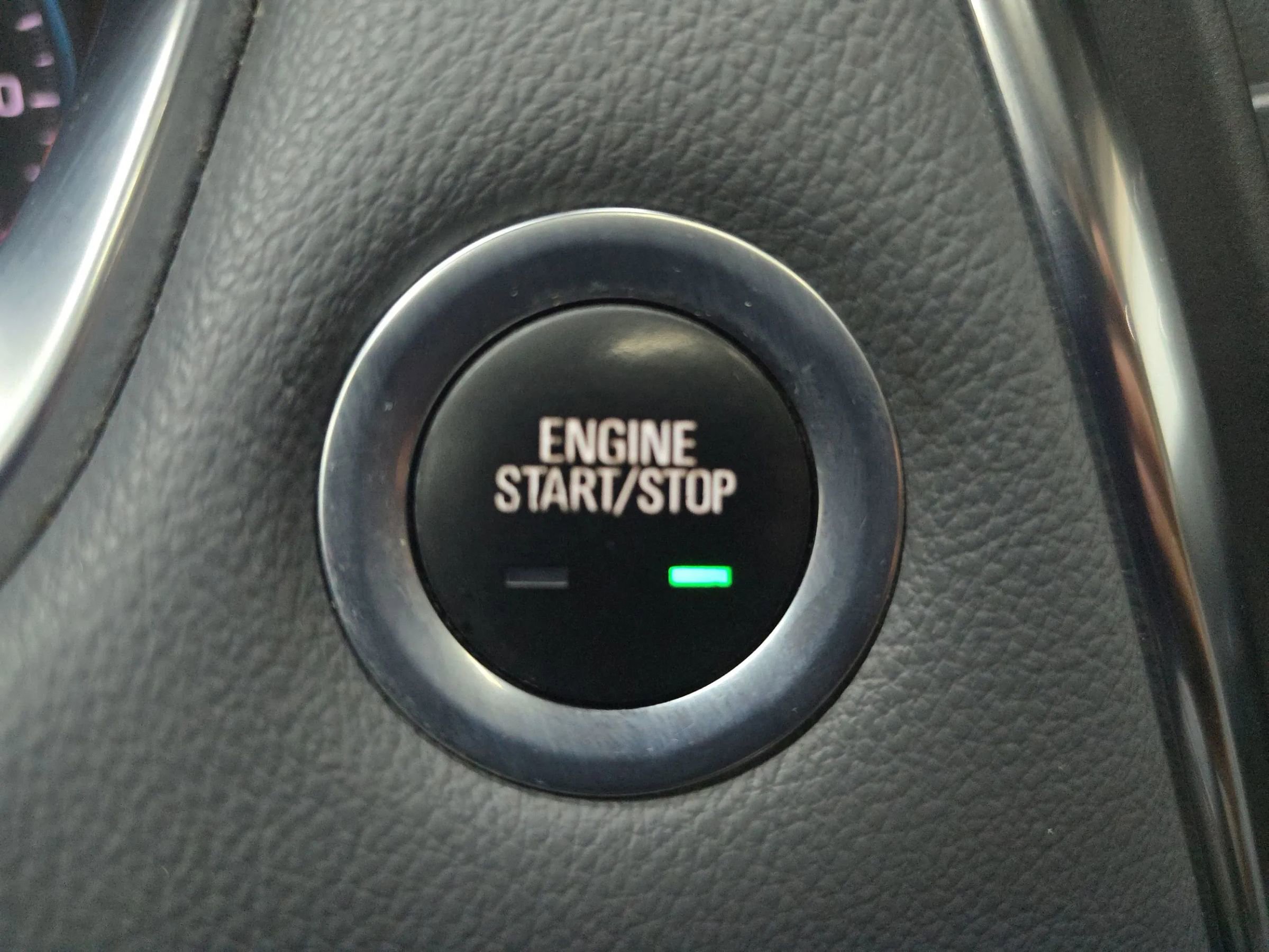 Used 2019 Chevrolet Traverse LT w/ LT Premium Package image 25