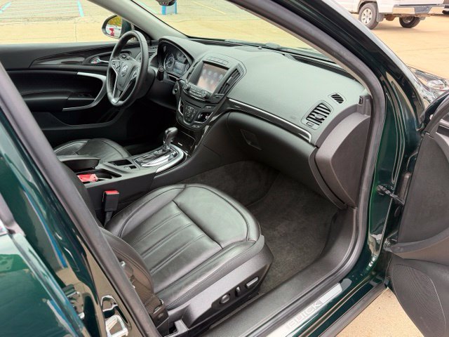 Used 2015 Buick Regal Premium FWD image 25
