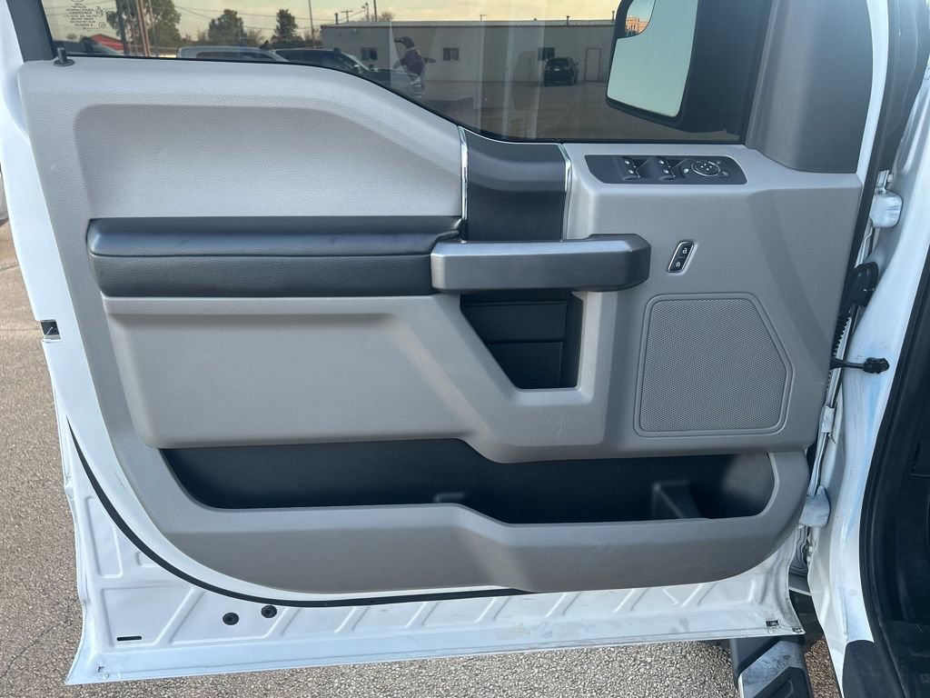 Used 2020 Ford F150 XLT w/ Trailer Tow Package AWD/4WD image 9