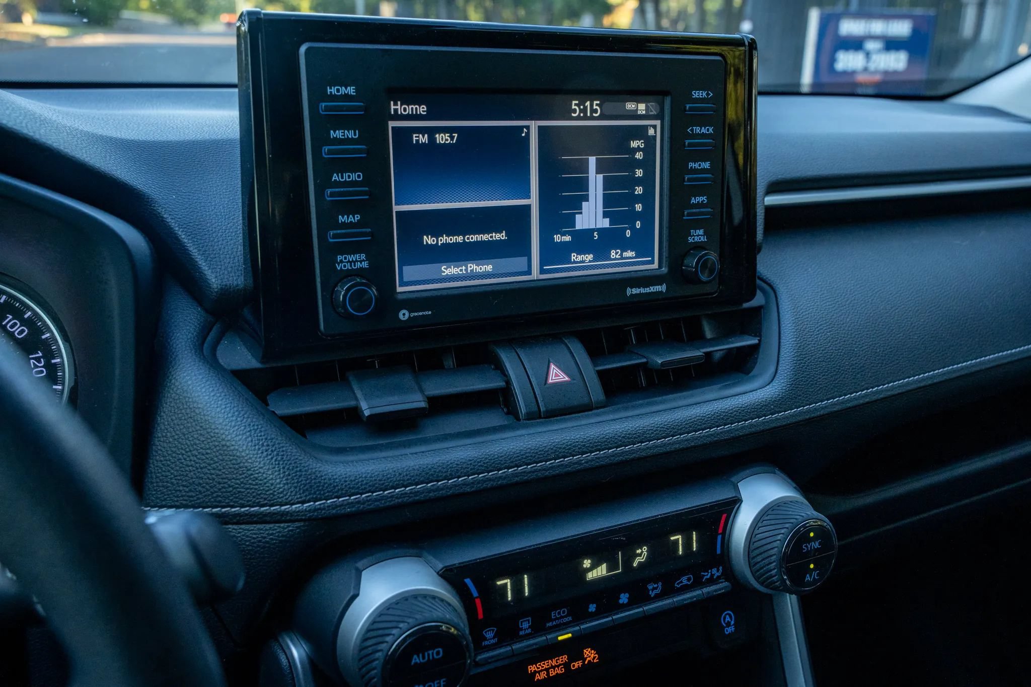 Used 2020 Toyota RAV4 XLE FWD image 19