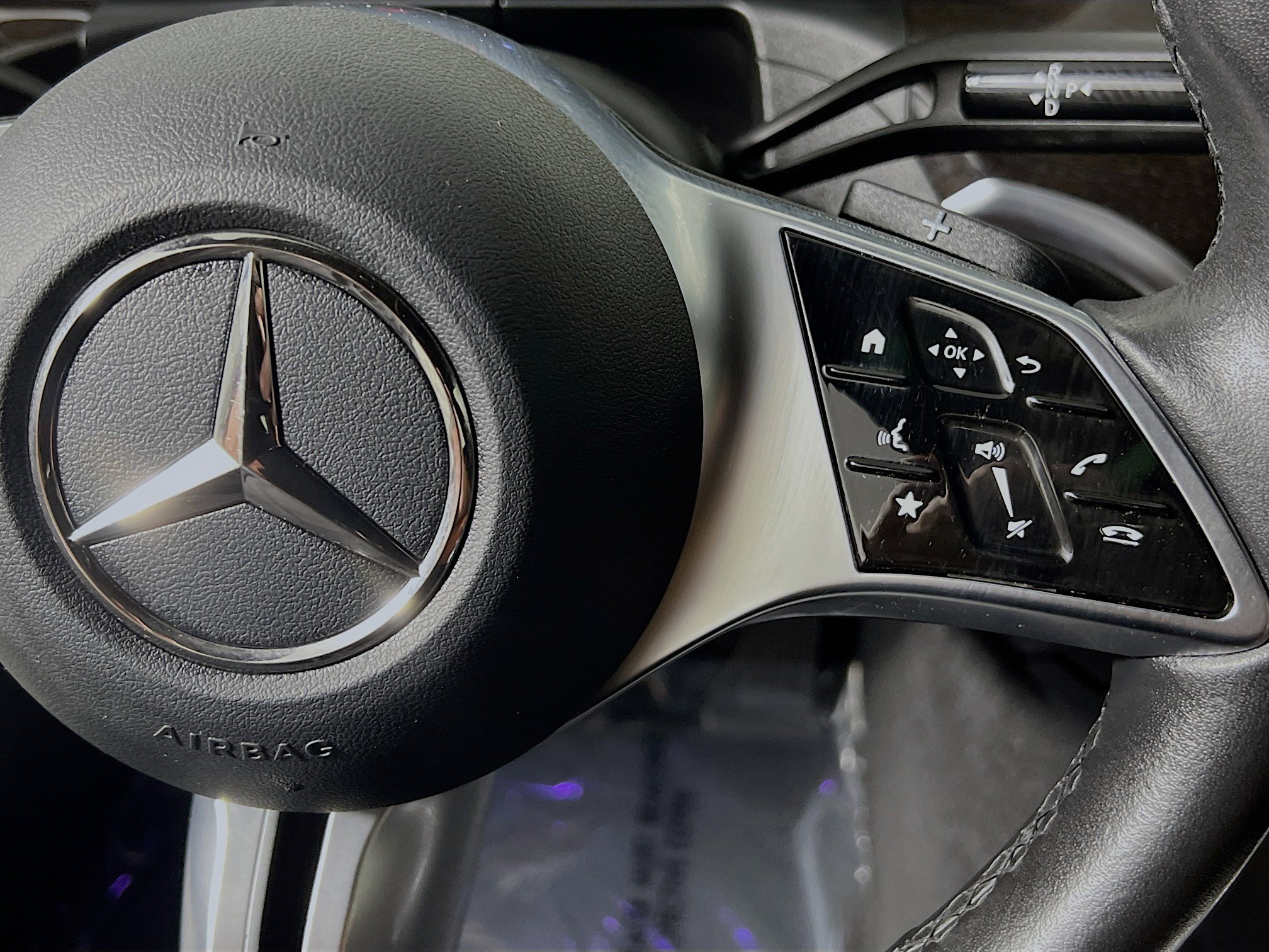 Used 2024 Mercedes-Benz C 300 Sedan w/ Exclusive Trim Package image 20