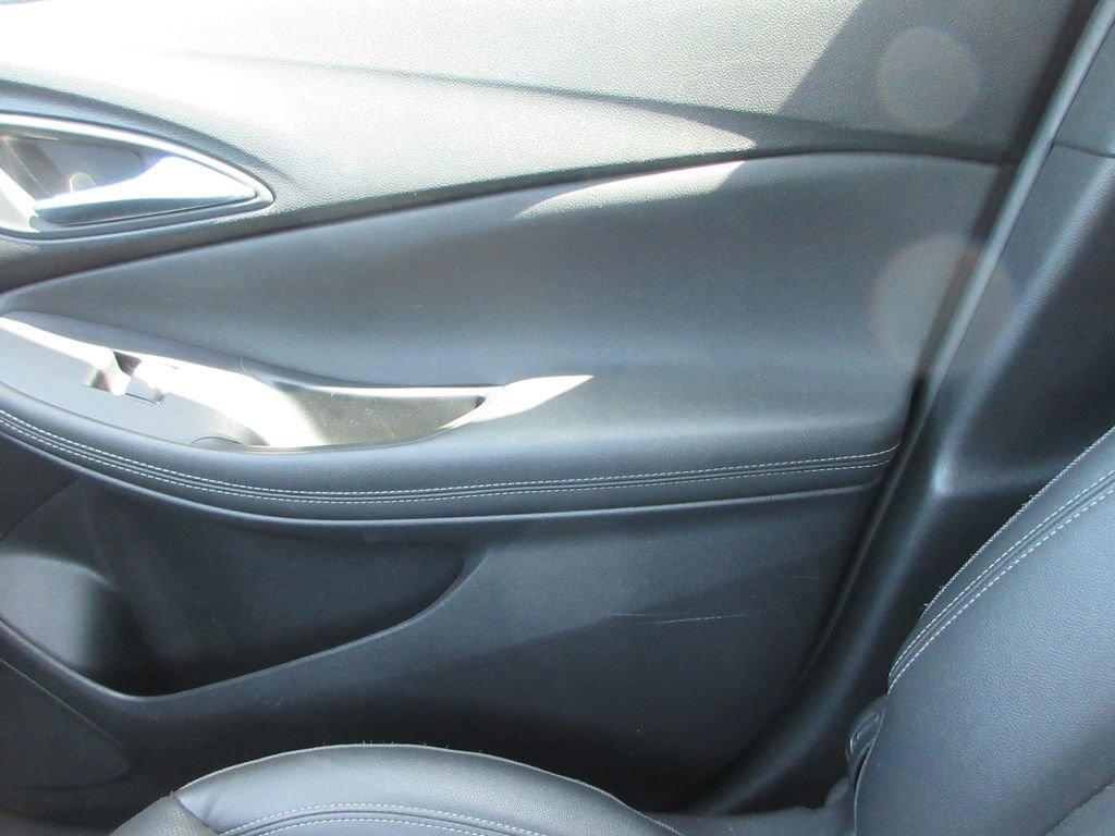 Certified 2024 Buick Encore GX Sport Touring w/ Comfort Package FWD image 34