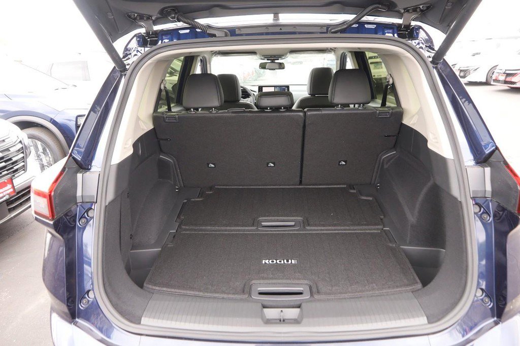 New 2026 Nissan Rogue Platinum AWD/4WD image 7