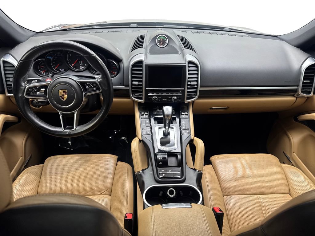 Used 2016 Porsche Cayenne image 50