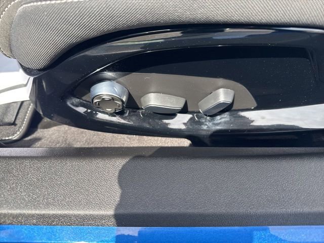 Used 2023 Chevrolet Corvette Stingray Premium Cpe w/ Z51 Performance Package RWD image 10