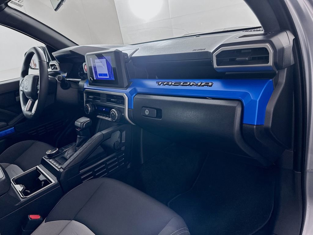 Used 2024 Toyota Tacoma TRD Sport image 28