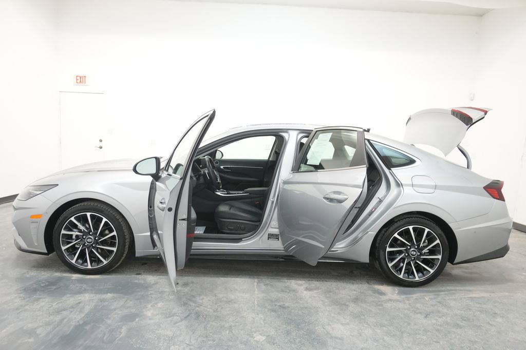 Used 2023 Hyundai Sonata Limited FWD image 26