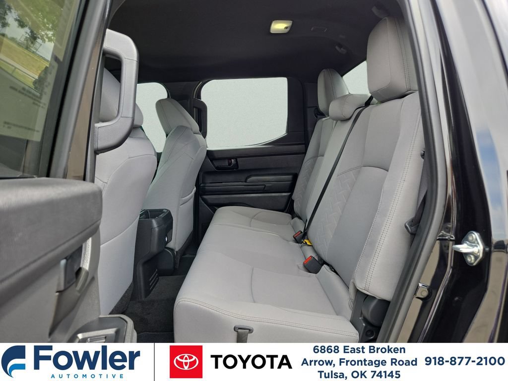 Certified 2025 Toyota Tacoma SR5 AWD/4WD image 16