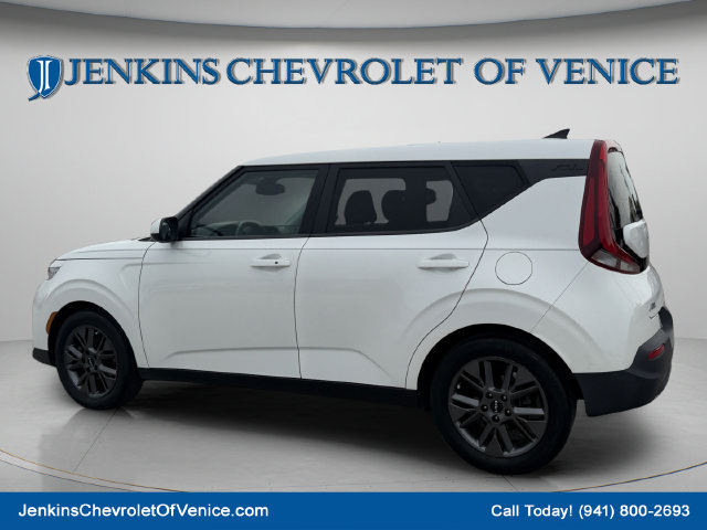Used 2022 Kia Soul EX FWD image 8