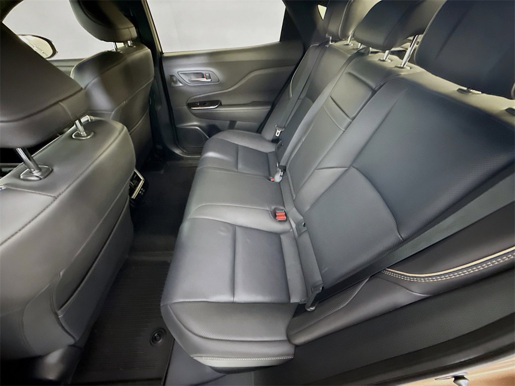 Used 2025 Toyota Crown Platinum image 25