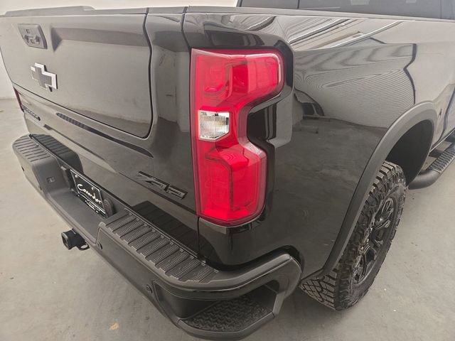 Certified 2025 Chevrolet Silverado 1500 ZR2 w/ Technology Package image 31
