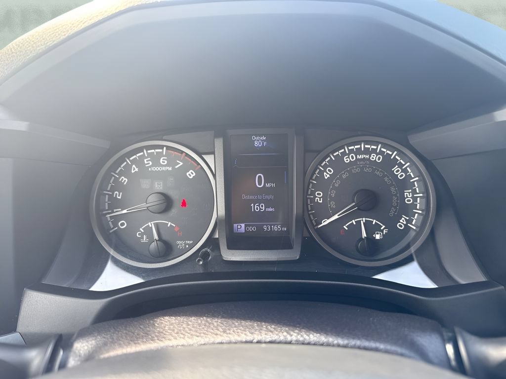 Used 2016 Toyota Tacoma SR5 RWD image 13