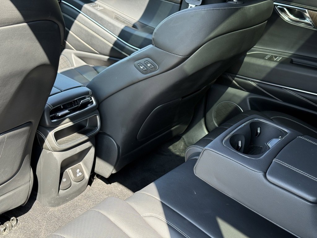 Used 2024 Genesis GV80 3.5T image 26