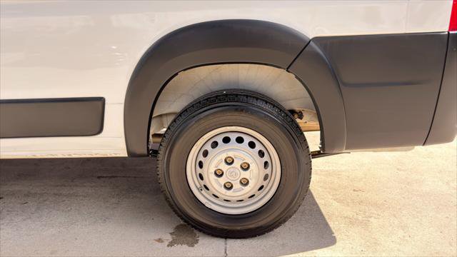 Used 2025 RAM ProMaster 2500 w/ Convenience Group FWD image 28
