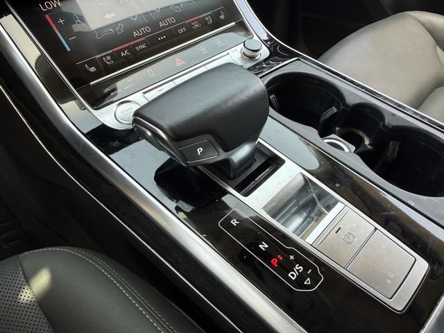 Used 2019 Audi Q8 Prestige AWD/4WD image 20