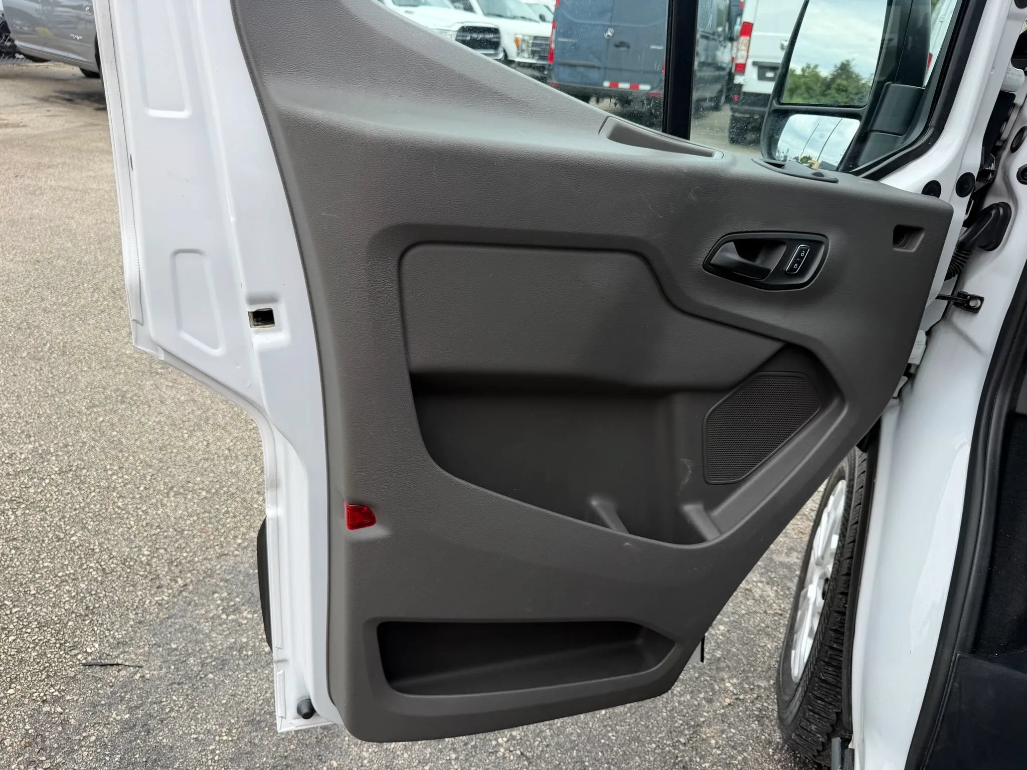 Used 2024 Ford Transit 350 148 Medium Roof Wagon RWD image 12