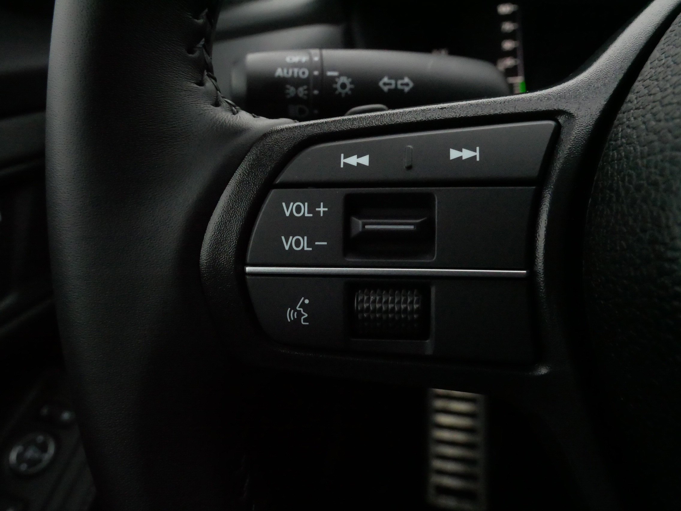 Certified 2025 Honda Accord Sport image 27