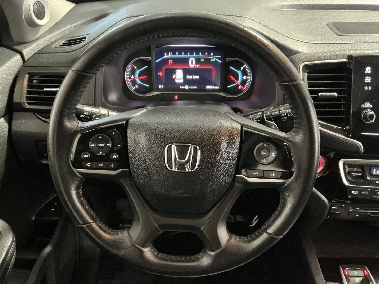 Used 2021 Honda Pilot Touring image 17