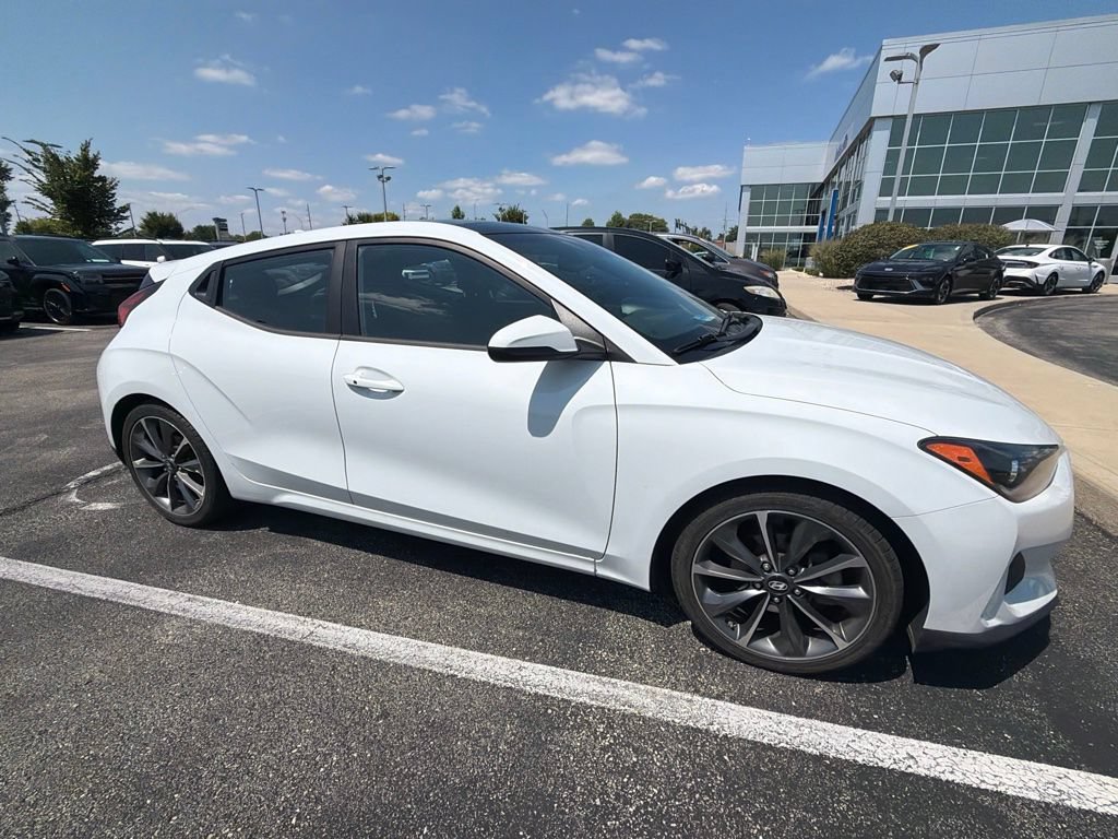 Used 2019 Hyundai Veloster 2.0 Premium FWD image 5