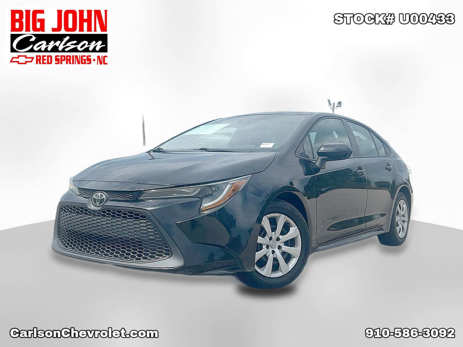 Used 2020 Toyota Corolla LE FWD image 2