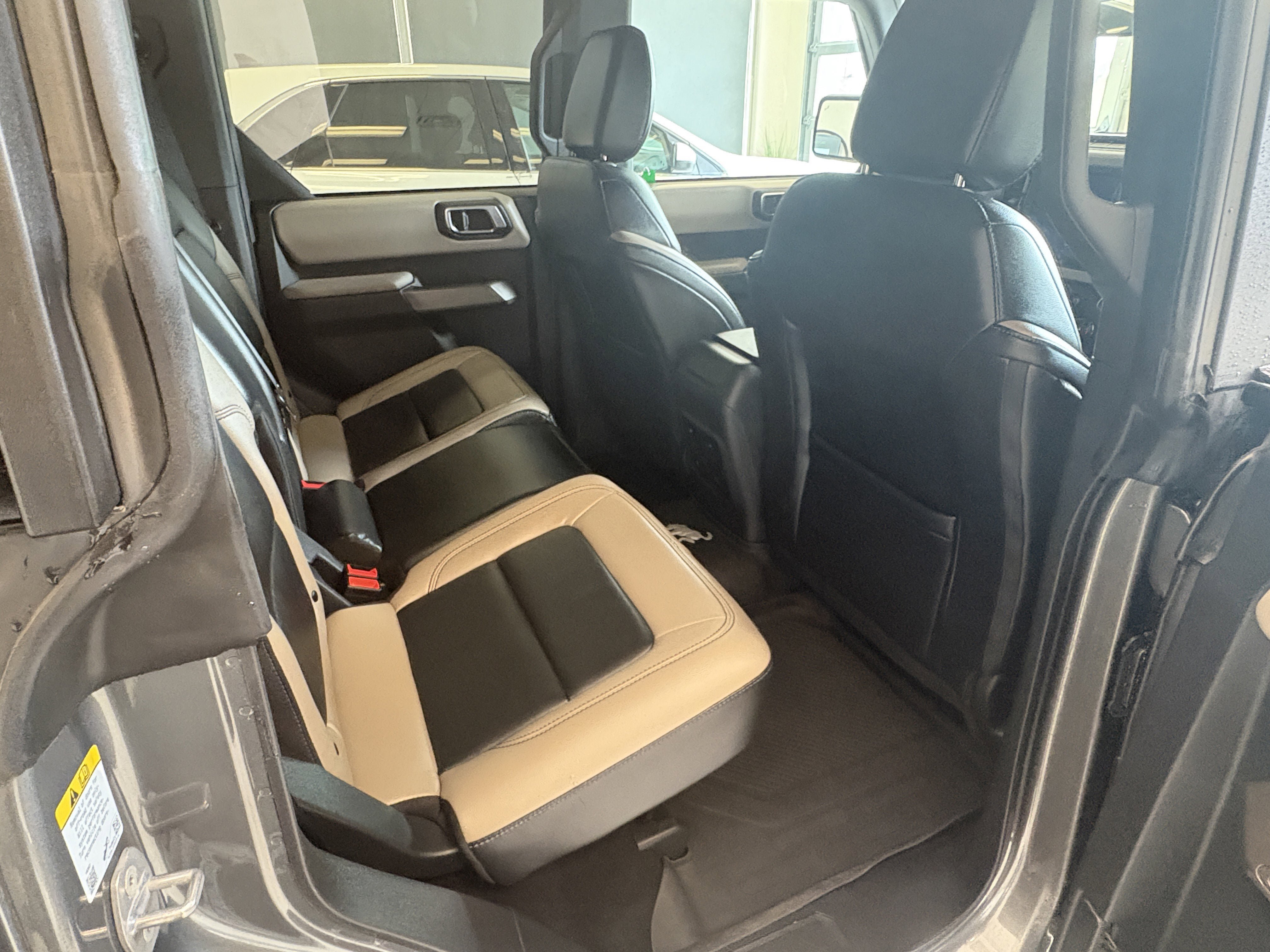 Used 2022 Ford Bronco Wildtrak AWD/4WD image 9