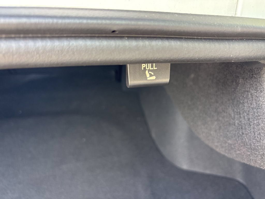 Used 2025 Kia K5 GT FWD image 38