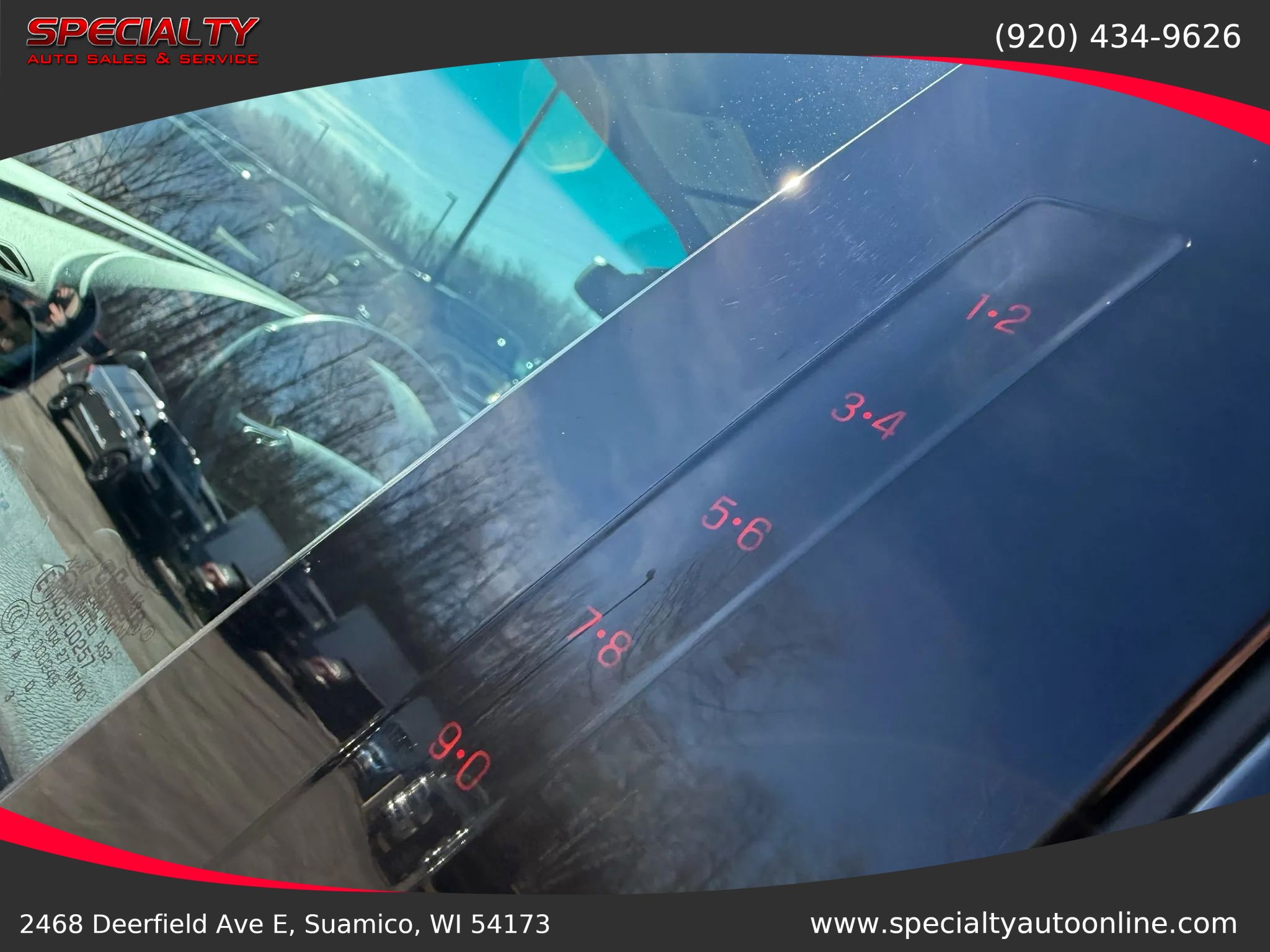 Used 2016 Ford Explorer XLT w/ Equipment Group 202A image 10