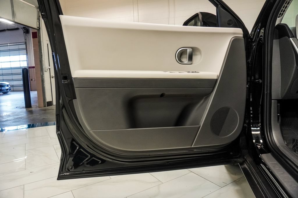 Used 2023 Hyundai Ioniq 5 SE RWD image 20