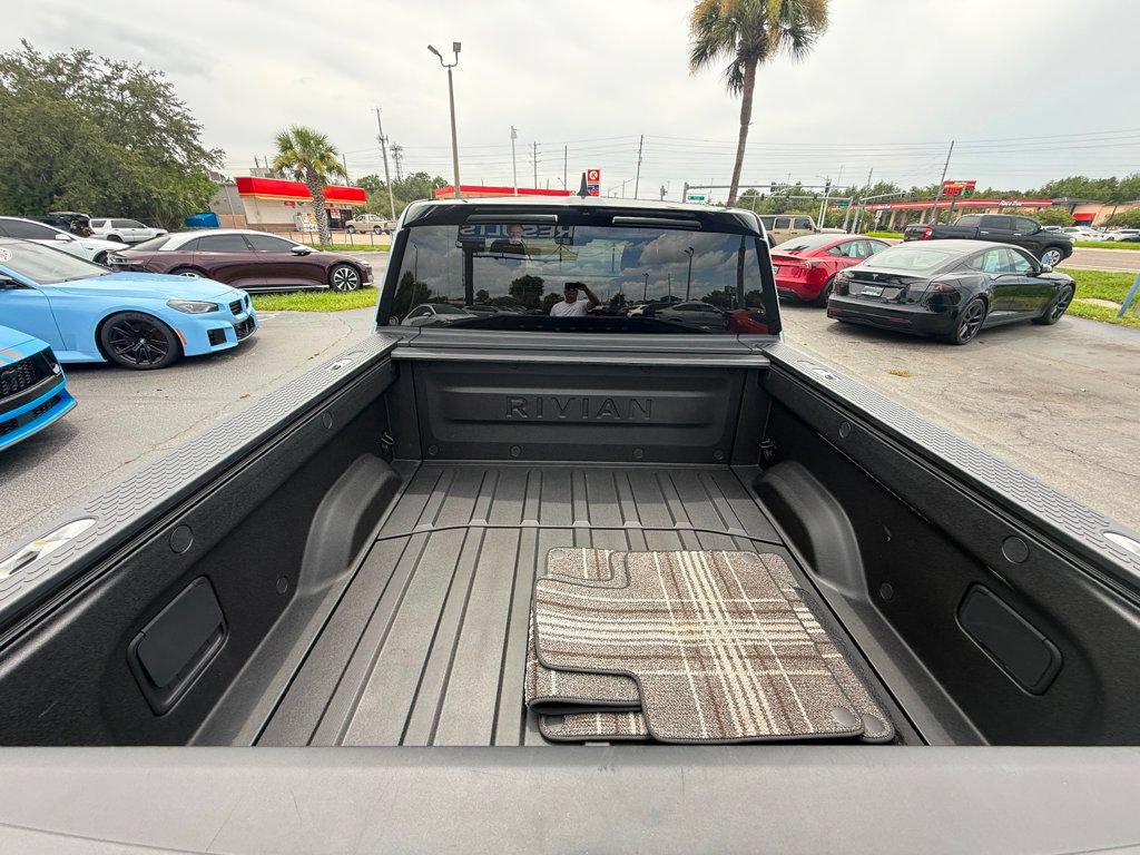 Used 2026 Rivian R1T Premium AWD/4WD image 29