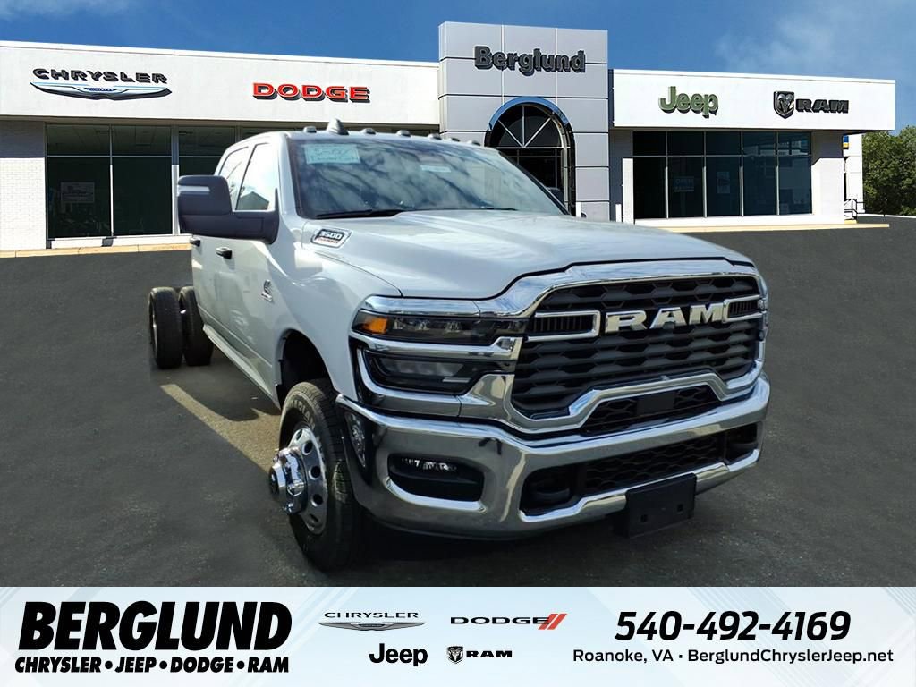 New 2026 RAM 3500 Tradesman w/ Chrome Appearance Group