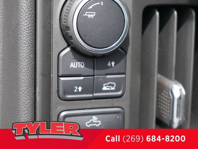 Used 2025 Chevrolet Silverado 1500 W/T w/ WT Value Package AWD/4WD image 23