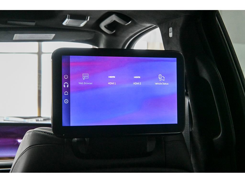 New 2026 Cadillac Escalade ESV Platinum Sport w/ LPO, ONYX Package AWD/4WD image 18