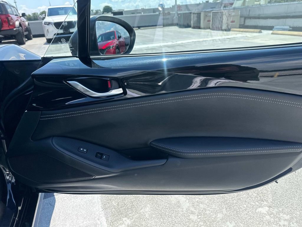 Used 2023 MAZDA MX-5 Miata Grand Touring image 24