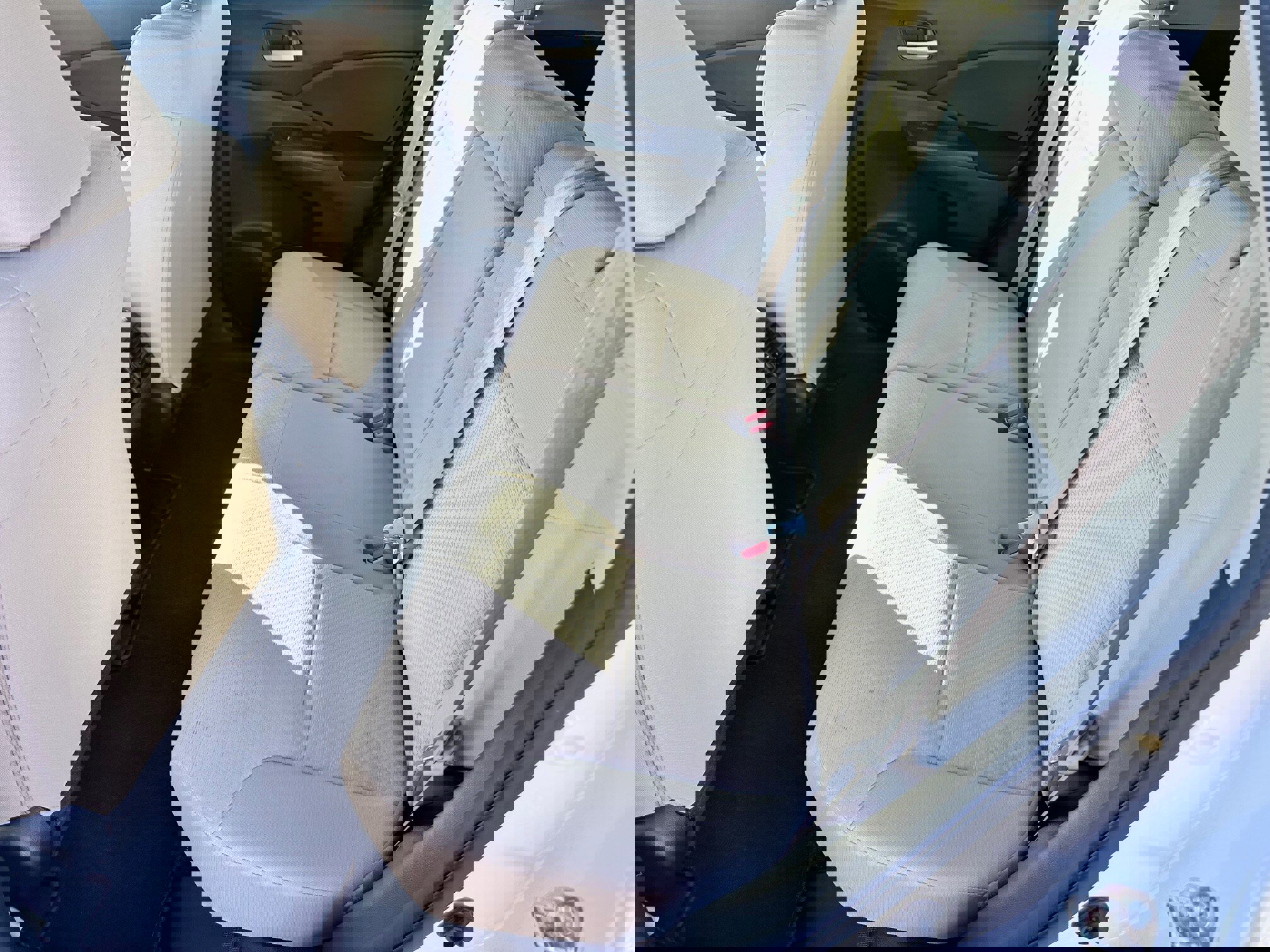 Used 2016 Honda CR-V LX image 6