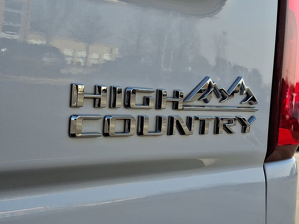 Used 2024 Chevrolet Silverado 2500 High Country w/ High Country Premium Package image 33