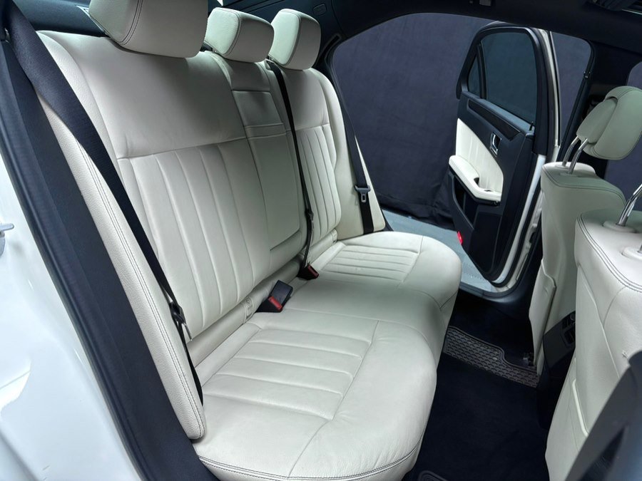 Used 2014 Mercedes-Benz E 350 4MATIC Sedan w/ Premium 1 Package image 34