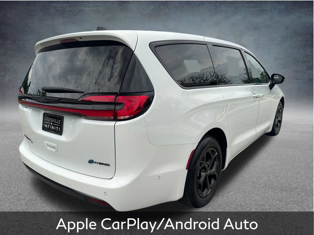 Used 2024 Chrysler Pacifica Limited FWD image 8