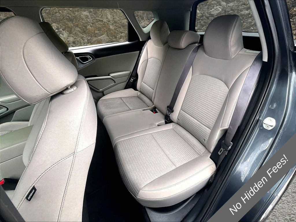 Used 2022 Kia Soul S FWD image 22