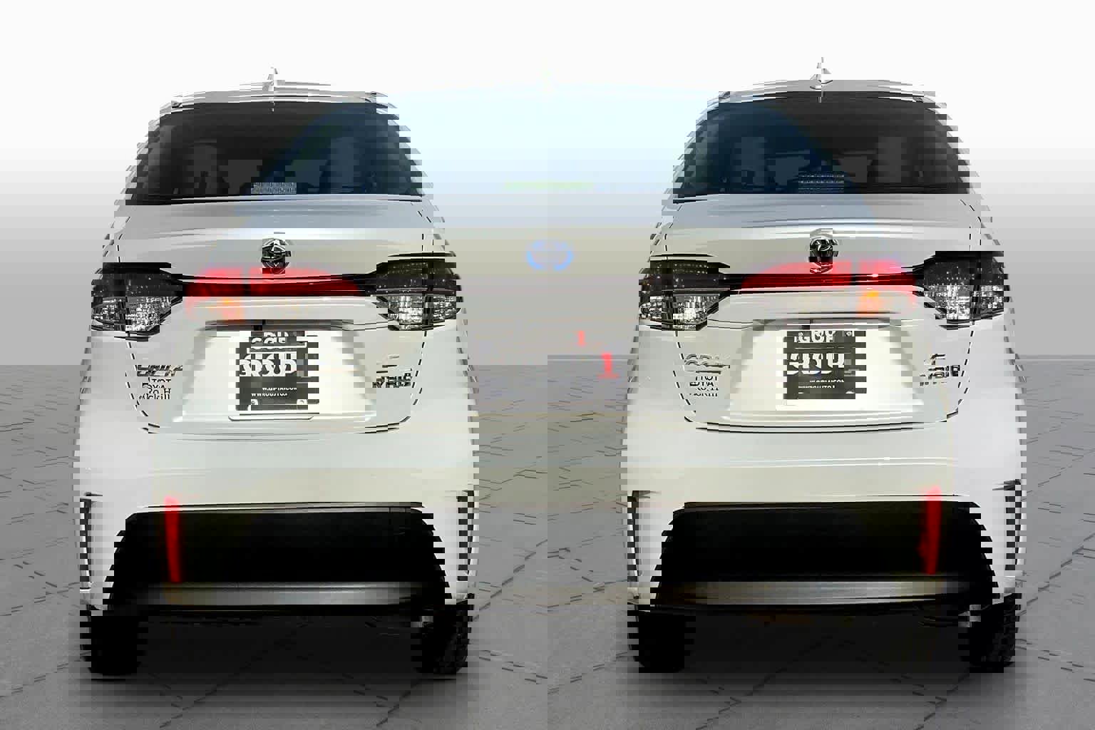 Used 2024 Toyota Corolla LE image 5