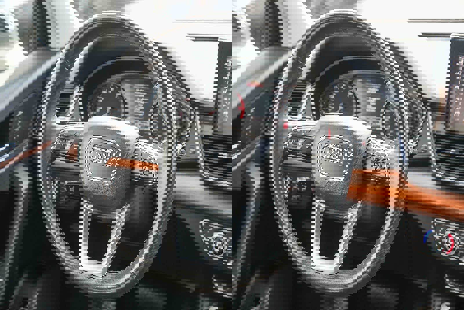 Used 2021 Audi Q5 Premium image 8