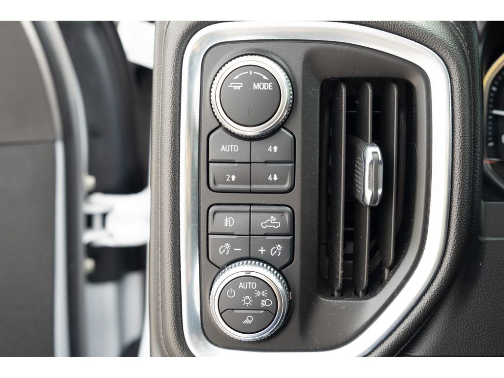 Used 2022 GMC Sierra 3500 Denali AWD/4WD image 34