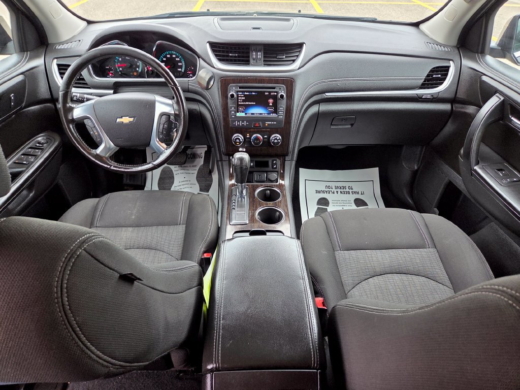 Used 2015 Chevrolet Traverse LT AWD/4WD image 17