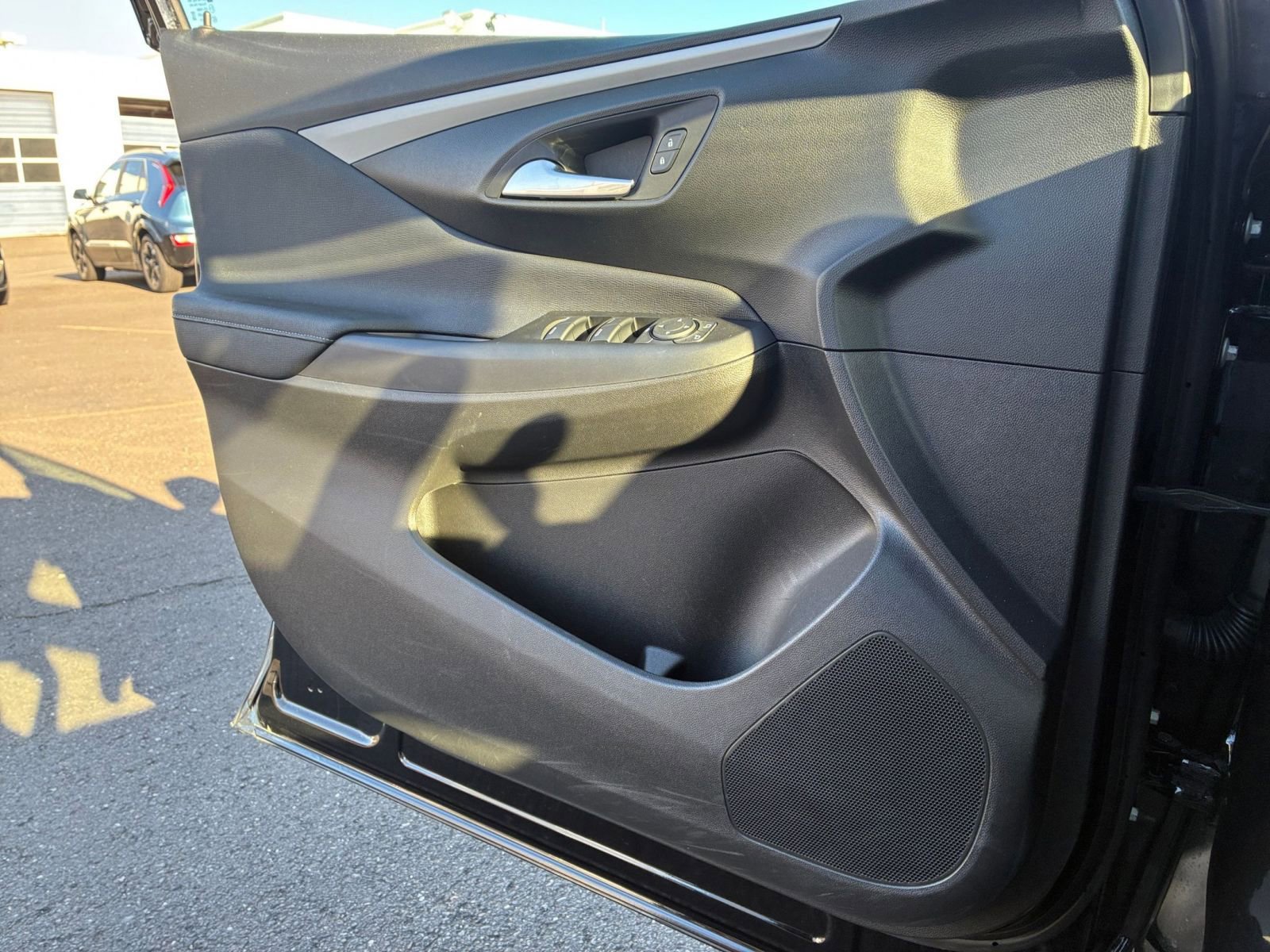 Used 2025 Buick Envista Preferred FWD image 18