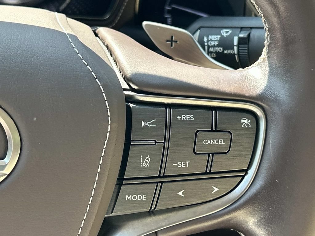 Used 2019 Lexus LS 500 AWD w/ Luxury Package image 30