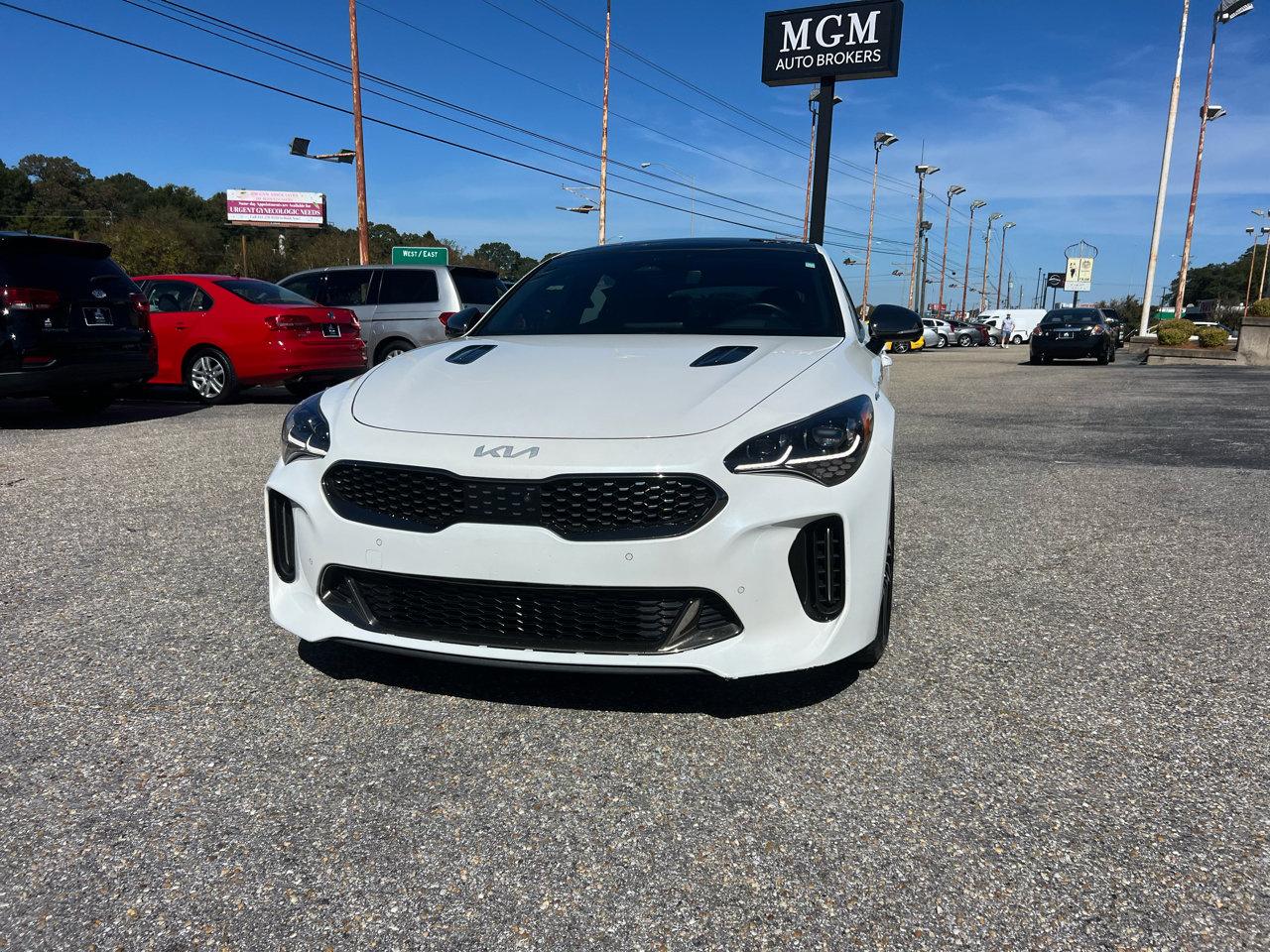 Used 2022 Kia Stinger GT2 image 8